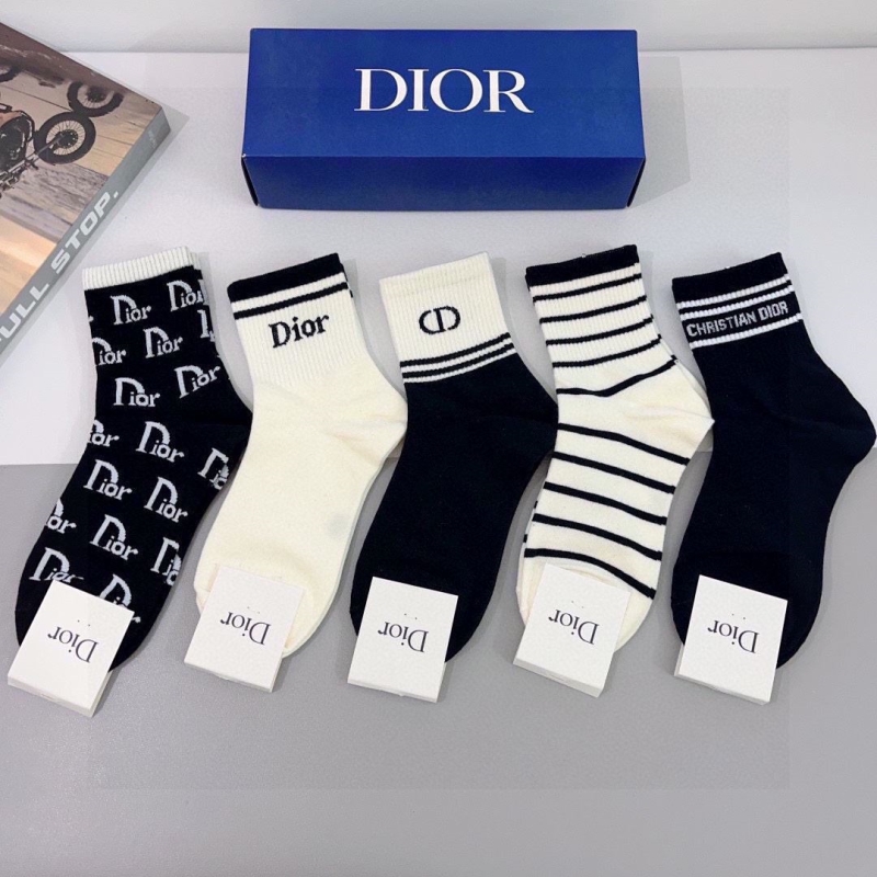 DIOR